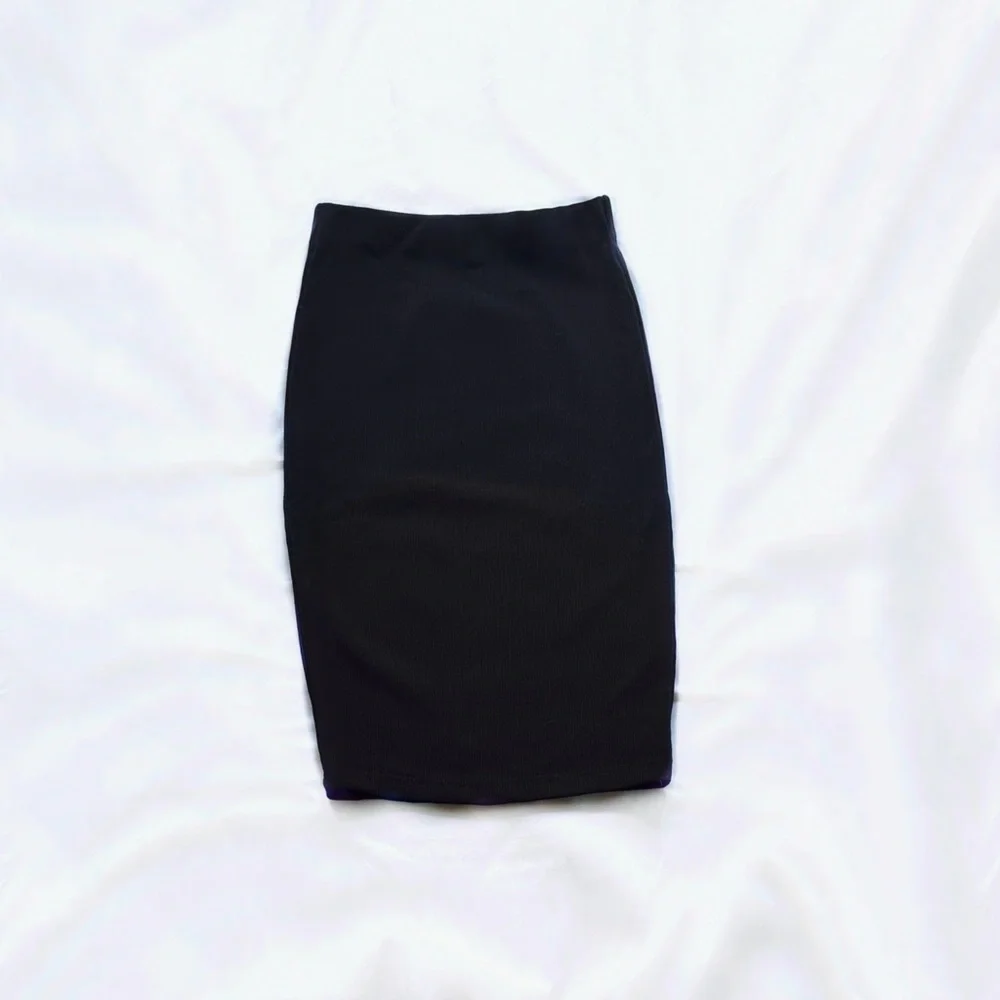 3 for $25 : forever 21 ⋆ ribbed skirt